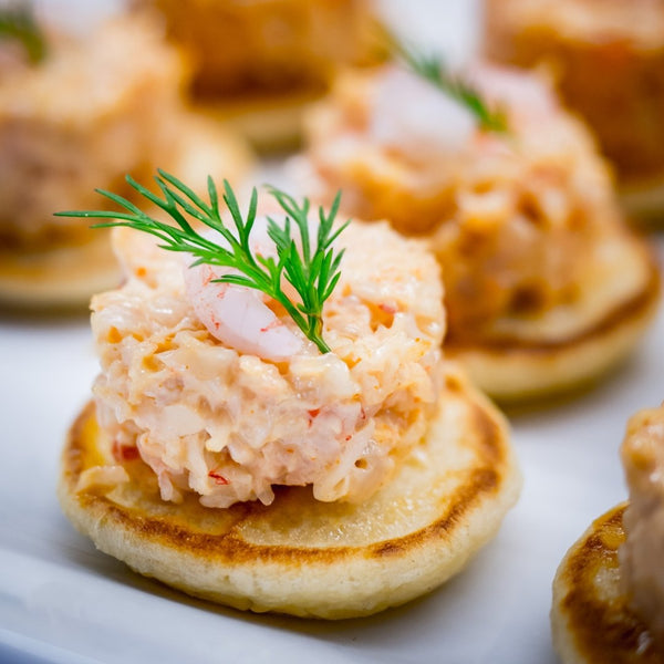 Delicious mini blinis ready to serve, 16 frozen pieces in a pack, perfect appetizers for parties and gatherings