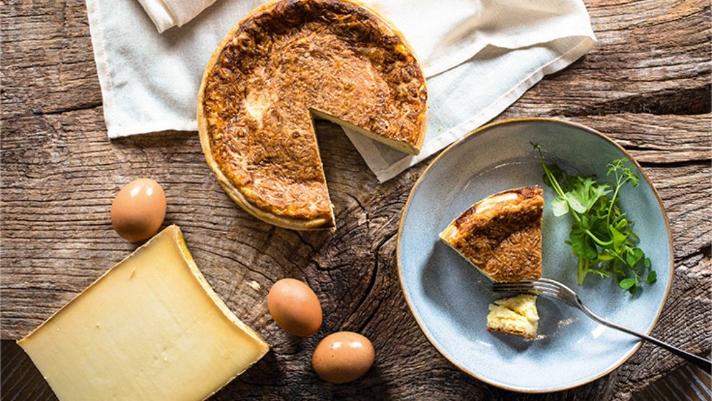 Abondance Cheese Tart - Les Gastronomes