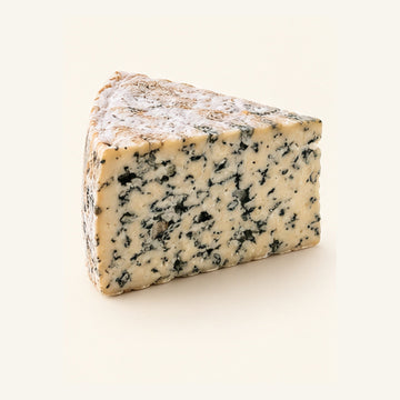 Illustrative studio photograph of Bleu d'Auvergne — 200g