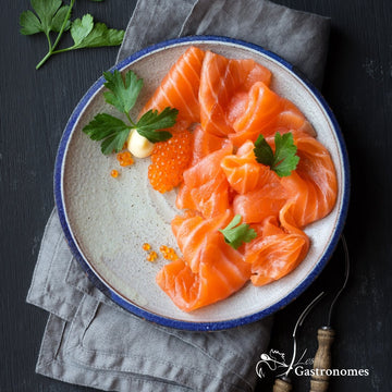 Organic smoked salmon long slice, sustainably sourced premium 200g fillet with vibrant pink color and natural texture